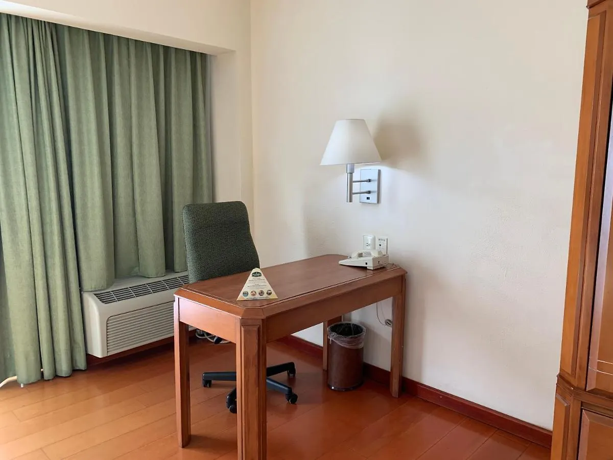 Hotel Villa Florida プエブラ
